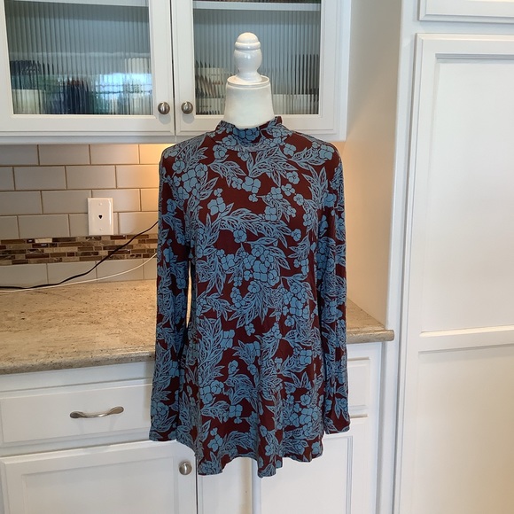 LOGO BY LORI GOLDSTEIN Mock Neck Top